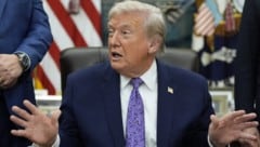 Die inneren Widersprüche von Trumps MAGA-Bewegung werden größer.