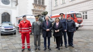 Von links: Landesrettungskommandant Reinhard Schmidt, Landesmilitärkommandant Dieter Muhr, ...