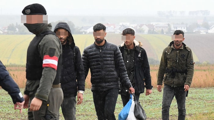 Österreichs Soldaten unterstützen den Kampf gegen Schlepper und illegale Migranten.