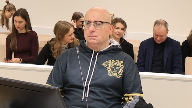 Since the summer, Walter has officially been a woman named "Waltraud Gerhard P."