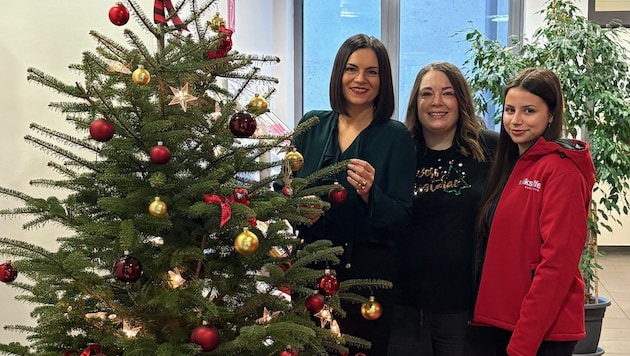 SPÖ-Landes- frauenchefin Astrid Eisenkopf sowie die Mitarbeiter- innen der Volkshilfe, Renate ...