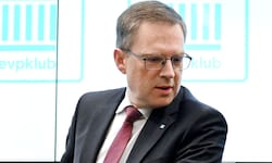 August Wöginger will auch im Falle einer erstinstanzlichen Verurteilung wegen Amtsmissbrauchs ...