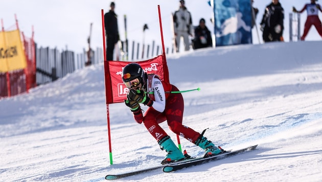 Veronika Aigner gewann den Super-G beim Paraski-Weltcup in Steinach am Brenner.