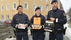 Salzburgs Lebensretter-Trio: Der Taxenbacher Kommandant Markus Hettegger, Lena Eder und Philipp ...