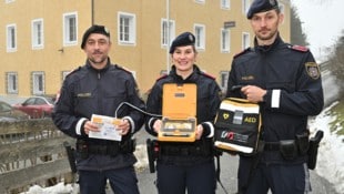 Salzburgs Lebensretter-Trio: Der Taxenbacher Kommandant Markus Hettegger, Lena Eder und Philipp ...