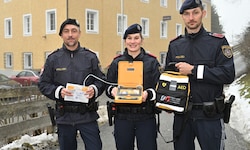 Salzburgs Lebensretter-Trio: Der Taxenbacher Kommandant Markus Hettegger, Lena Eder und Philipp ...