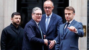 Der ukrainische Präsident Wolodymyr Selenskyj nach Beratungen mit dem britischen Premier Keir ...