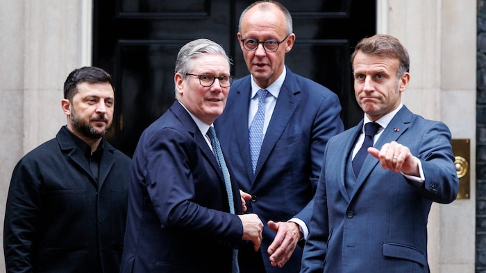 Der ukrainische Präsident Wolodymyr Selenskyj nach Beratungen mit dem britischen Premier Keir ...