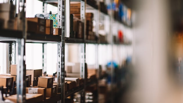 Der Verkäufer wurde vom Dieb im Lager eingesperrt (Symbolbild).