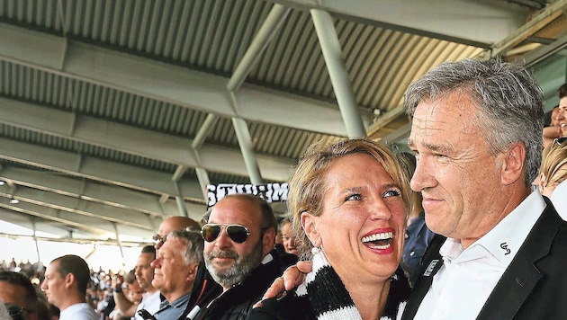 Christian Jauk mit Gattin Kathrin beim Endspiel um den Meistertitel 2024.