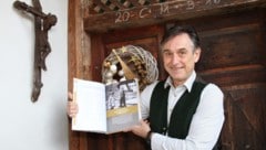 Das Buch ist im Handel und bei Karl Oswald (0664/11 408 76) erhältlich.