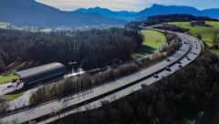 Die Westautobahn bei Hallwang.