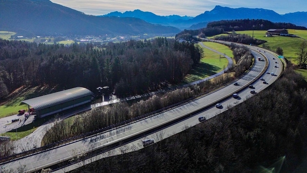 Zwischen Eugendorf und Salzburg-Nord wird die Fahrbahn saniert.