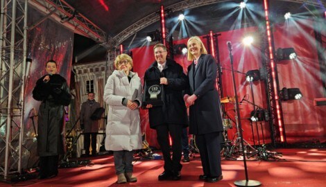 Bürgermeister Andreas Rabl (MItte) bei der Ehrung in Vilnius