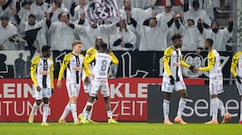 Jubel beim LASK: Die Linzer bejubelten den siebten Sieg in den letzten acht Spielen.