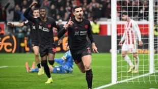 Der Franzose Martin Terrier erzielte einen sehenswerten Treffer zum 1:0 für Leverkusen.