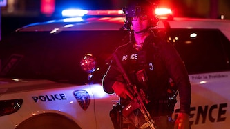 Die Polizei riegelte alles ab und leitete eine Alarmfahndung ein. Der Schütze konnte aber ...