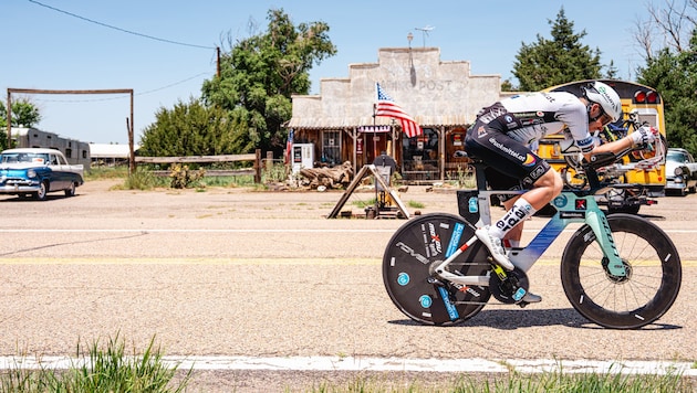 Philipp radelte in weniger als neun Tagen quer durch Amerika.