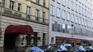 Eine US-Delegation und der ukrainische Präsident Wolodymyr Selenskyj sind in Berlin zu ...