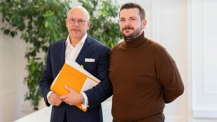 Anwalt Johannes Bügler (links) mit seinem Mandanten Alexander Köberl 