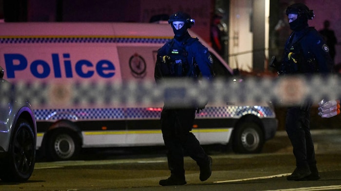 Bei einem Terroranschlag auf ein jüdisches Fest in der australischen Metropole Sydney sind am ...