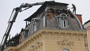 Das Dachgeschoß der Altstadtvilla an der Esplanade wurde beim Brand in der Nacht zum 7. November ...