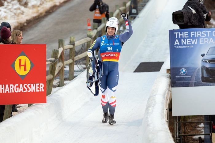 In der Weltcupgesamtwertung fehlt Jonas Müller nur ein Punkt auf den Deutschen Felix Loch.