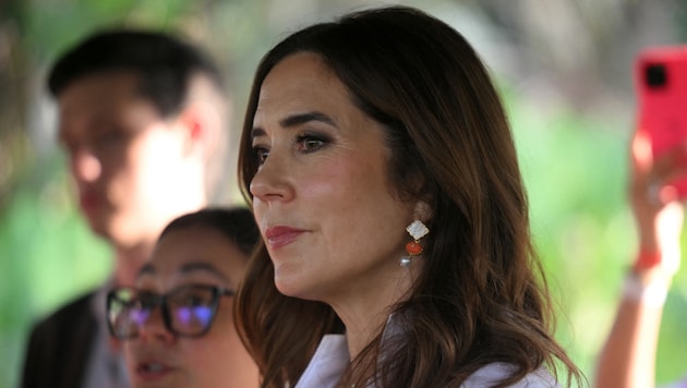 Schock nach antisemitischem Anschlag in Sydney! Die Königin spricht den Opfern ihr Beileid aus – ...