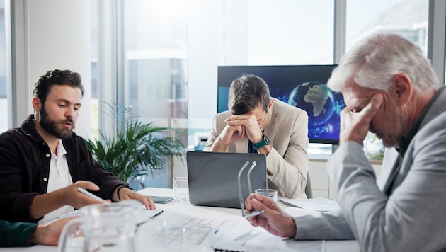In den vergangenen sechs Monaten bauten rund 30 Prozent der Unternehmen Personal ab.