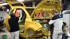 Der Fiat 500e – eigentlich als Elektroauto konstruiert – bekommt auch Verbrennungsmotoren.