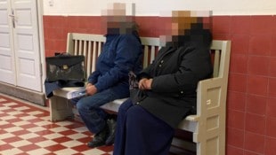 Die Eltern der 18-jährigen Somalierin mussten sich am Montag vor Gericht verantworten.