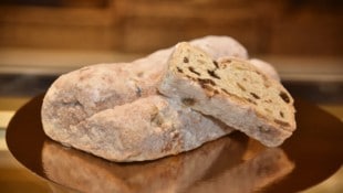 Roland Holitzky Typisch für den Christstollen aus Tamsweg: Es gibt rundherum keine dicke Zuckerschicht.