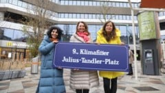 Alsergrunds-Bezirkschefin Saya Ahmad (SPÖ), Neos-Klubobfrau Selma Arapovic und ...