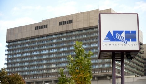 Die Wiener Ärztevertreter schlagen Alarm: Rund ein Drittel der Zeit verbringen Ärzte bereits mit ...