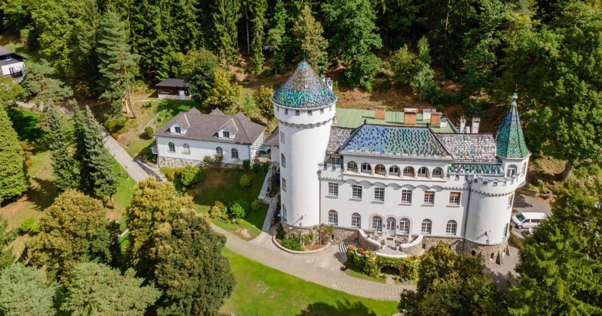 Schloss Zum Verkauf