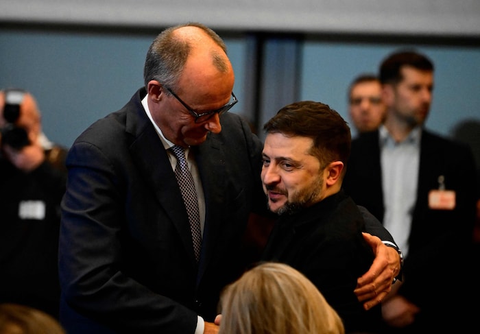 Friedrich Merz und Wolodymyr Selenskyj beim deutsch-ukrainischen Wirtschaftsforum am ...