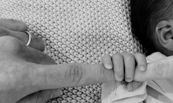 Mit diesem Bild veröffentlichte Ex-Bulle Max Wöber die Baby-News.