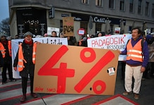 Die Arbeitnehmer fordern vier Prozent Gehaltserhöhung