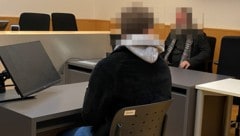 Der Lehrling hatte auf perfide Weise eine Lehrerin hinters Licht geführt. Am Landesgericht ...