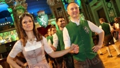 Die Hofburg erstrahlt am 9. Jänner wieder in den steirischen Landesfarben.