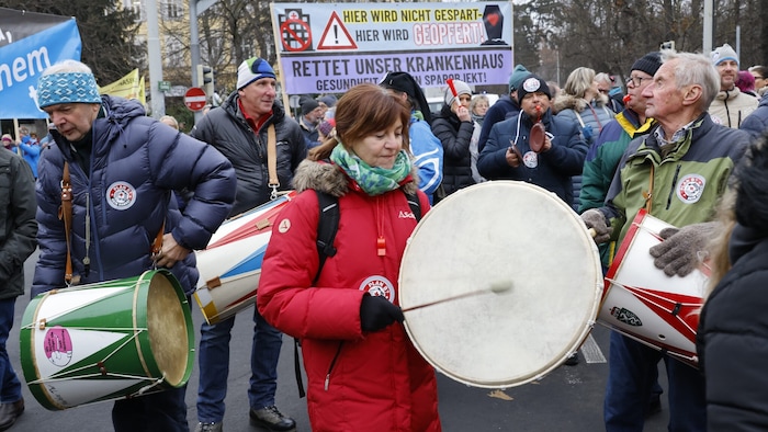 Auch die legendären Trommelweiber waren mit von der Partie.