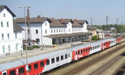 Der Bahnhof Sigmundsherberg im Bezirk Horn noch lange vor dem Umbau. 