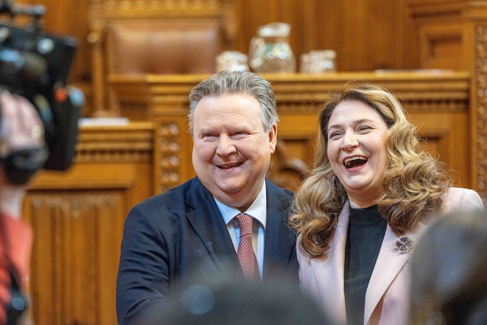 Bei der Rede von Finanzstadträtin Novak herrschte noch reger Betrieb (wie das Foto mit ...