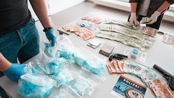 Bei Hausdurchsuchungen sichergestelltes Material