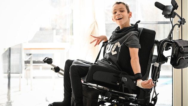 Liam ist seit seiner Geburt schwer beeinträchtigt, das Lachen hat er aber nie verlernt.