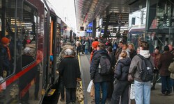 Aufgrund der Koralmbahn wurden die Öffi-Fahrpläne in Kärnten angepasst – viele Schüler würden ...