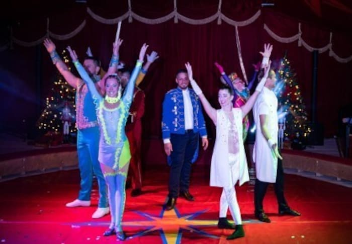 Zirkusfamilie begeistert das Publikum