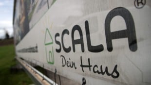 Eugendorfer Fertigteilhaus-Firma warb mit dem Slogan: „Von Anfang an dein Haus“. 