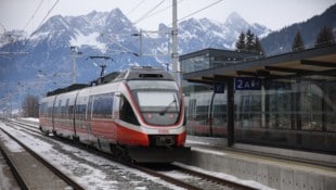 Im Pinzgau fährt nun die eigene S-Bahn-Linie R3 nach Salzburg.