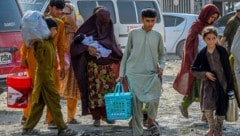 Afghanische Flüchtlinge, denen in Pakistan eine Abschiebung in ihre Heimat droht